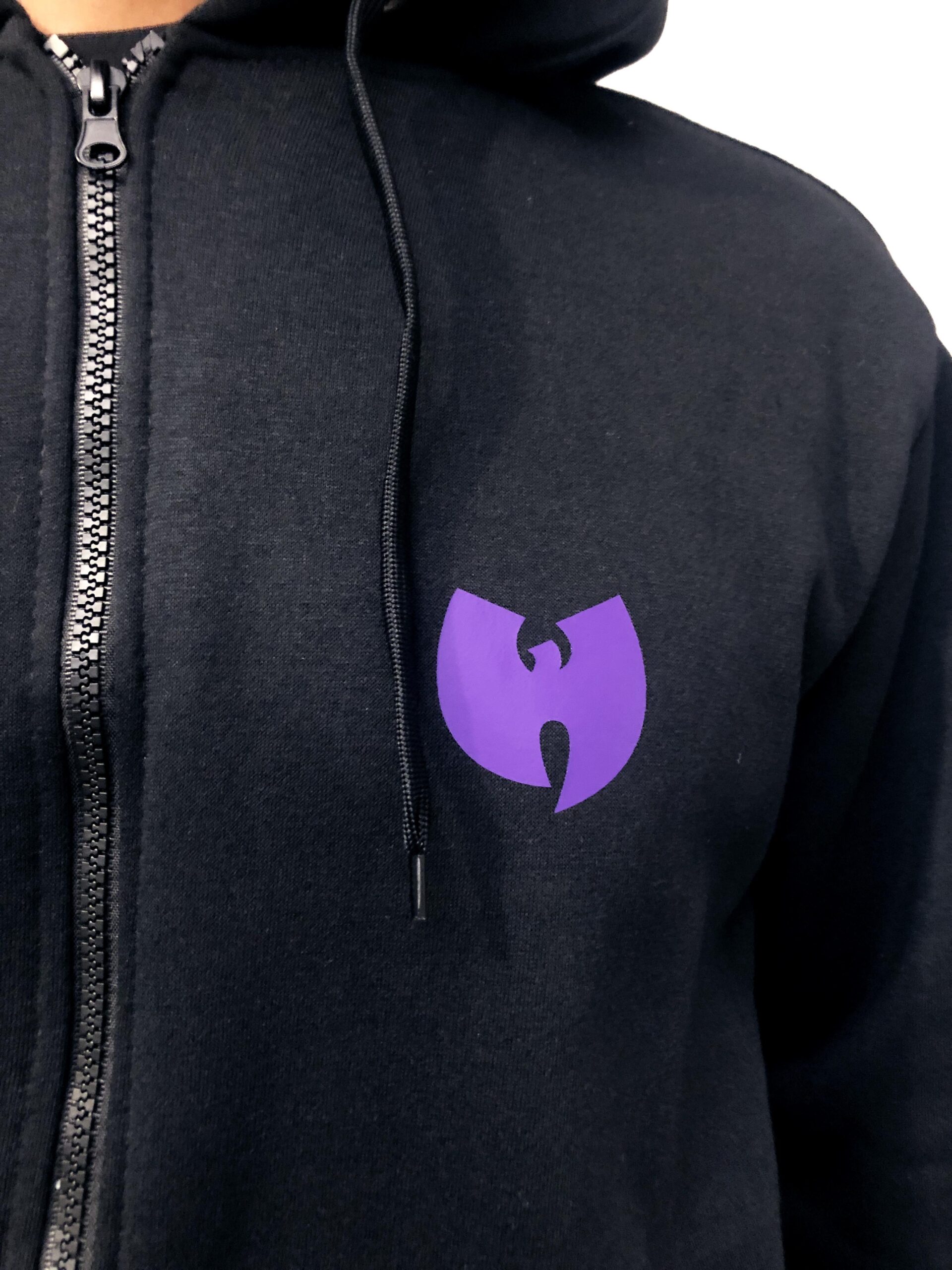 ENSEMBLE WU TANG 4 PULL NOIR WU WEAR 02